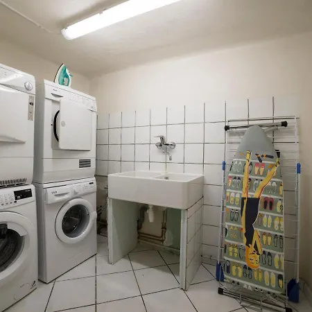 Luxueux Duplex 4* Avec Parking Prive Au Coeur De 1850 - Fr-1-575-15 Apartment
